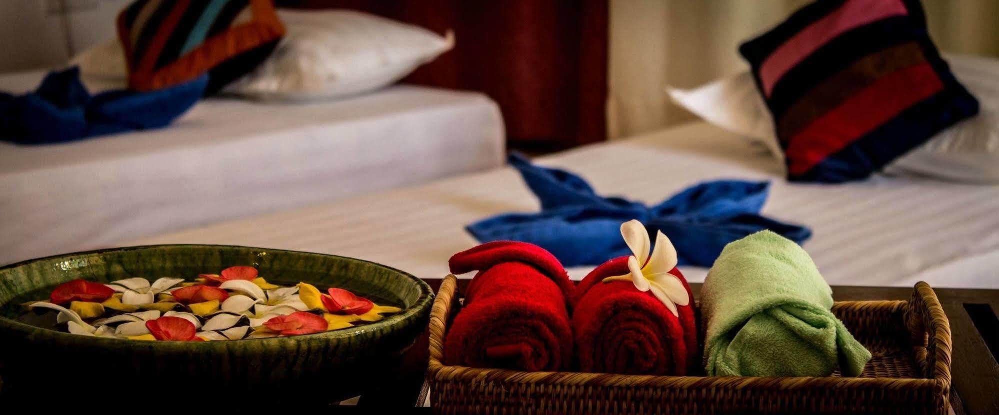 Raza Gyo Hotel Bagan Eksteriør billede
